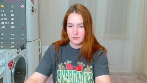 Snapshot of enorolve chatting on January 2025 06:17:01 PM Horny Mary online show from January 2025 06:17:01 PM