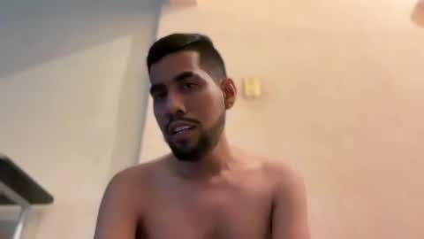 Enriquegc197 online show from January 2025 06:33:02 PM