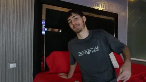 Snapshot of enzo_crown chatting on March 2026 08:20:01 PM Enzo online show from March 2026 08:20:01 PM