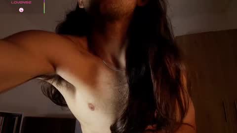 enzo_moretii online show from November 2025 01:44:02 PM