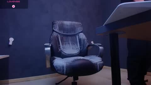 EnzoRace online show from January 2026 06:38:02 AM