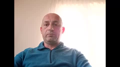 Snapshot of epu17 chatting on April 2026 04:42:02 PM epu17 online show from April 2026 04:42:02 PM