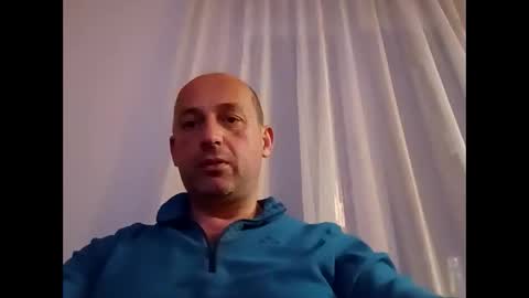 Snapshot of epu17 chatting on April 2026 06:43:02 PM epu17 online show from April 2026 06:43:02 PM
