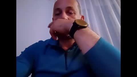 Snapshot of epu17 chatting on April 2026 07:33:02 PM epu17 online show from April 2026 07:33:02 PM