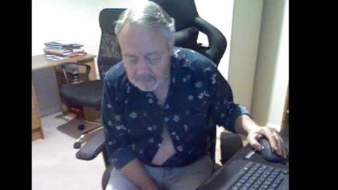 erasmus_d online show from October 2025 05:26:02 PM