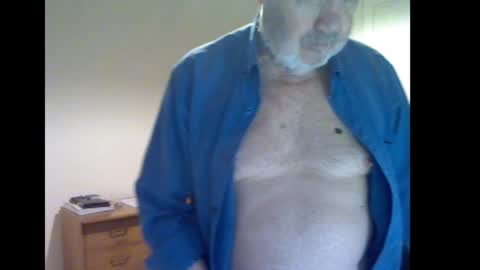 erasmus_d online show from February 2026 05:39:02 PM