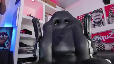 Tht BOSS Eren online show from November 2025 09:24:02 PM