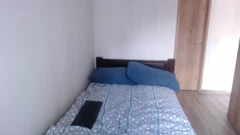 sofia online show from February 2025 08:47:01 PM