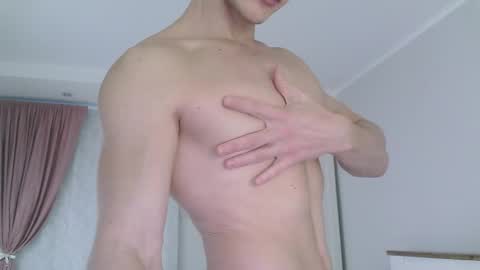 Eric Crush online show from February 2026 03:57:02 AM