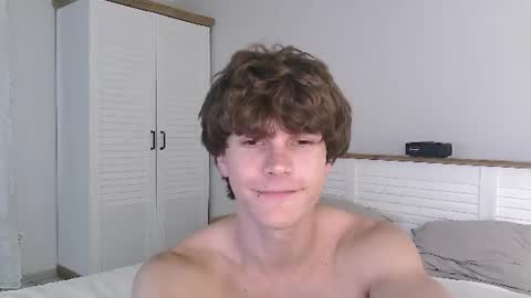 Snapshot of eric_crush chatting on July 2026 04:38:01 AM Eric Crush online show from July 2026 04:38:01 AM