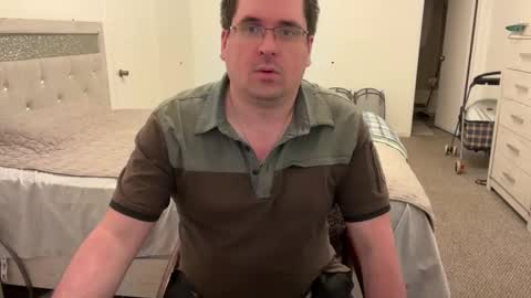 Snapshot of eric_heim chatting on November 2025 01:15:01 AM eric heim online show from November 2025 01:15:01 AM