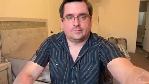 Snapshot of eric_heim chatting on November 2025 06:59:02 PM eric heim online show from November 2025 06:59:02 PM