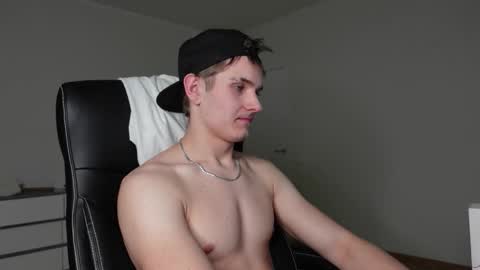    online show from November 2025 07:13:02 PM