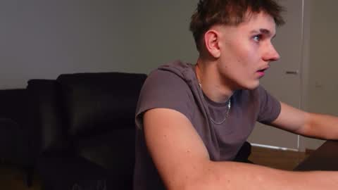    online show from November 2025 06:21:02 PM