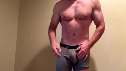 Snapshot of eric_strokes chatting on June 2026 03:50:01 PM eric_strokes online show from June 2026 03:50:01 PM