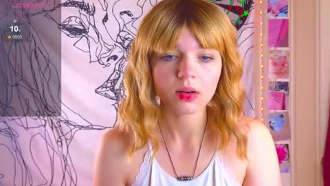 Snapshot of erica_winterr chatting on September 2025 04:05:02 AM Erica Winterr online show from September 2025 04:05:02 AM