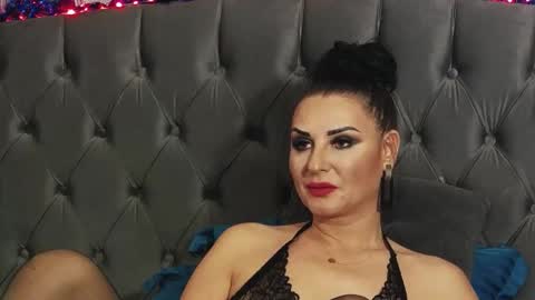 Erica online show from December 2024 07:49:02 PM