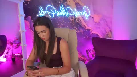 Snapshot of ericasin chatting on July 2026 01:48:02 PM Erica online show from July 2026 01:48:02 PM