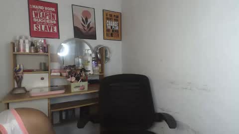 Snapshot of erick_cummer30 chatting on April 2026 08:08:01 AM erick_cummer30 online show from April 2026 08:08:01 AM