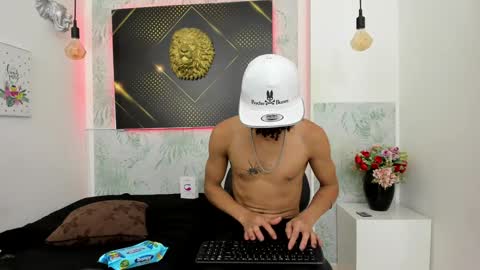   online show from December 2024 12:36:01 PM