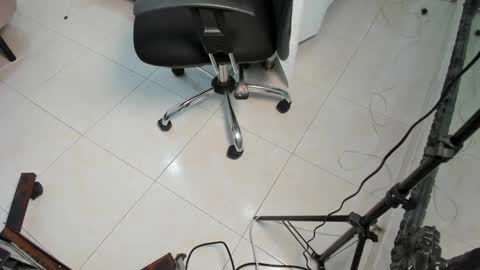 Snapshot of erickhoffman_ chatting on January 2025 04:10:01 AM Your Erick Hoffman online show from January 2025 04:10:01 AM