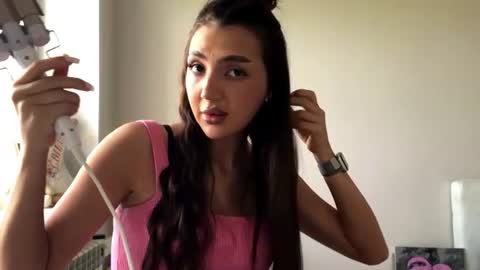 Vanessa online show from June 2026 06:24:02 AM