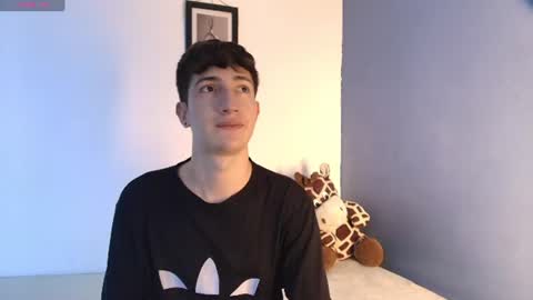 Snapshot of erik_golden_ chatting on July 2026 09:13:01 PM I am Erik online show from July 2026 09:13:01 PM