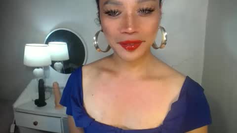 Snapshot of erika_madrigal chatting on September 2025 07:10:02 AM erika_madrigal online show from September 2025 07:10:02 AM