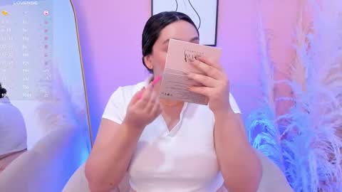 Erika Mendez online show from October 2025 07:49:01 PM