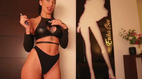 Venus Skye online show from November 2025 08:11:01 PM