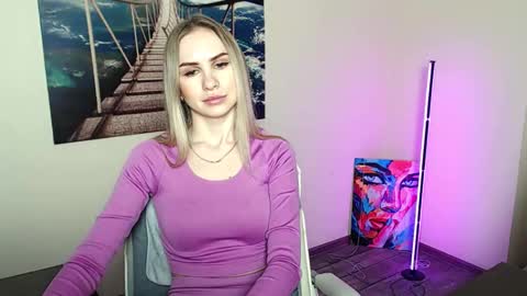 Erika online show from March 2026 01:06:01 PM