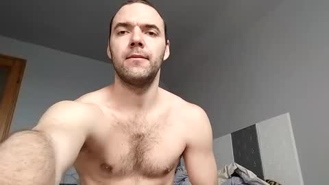 Snapshot of eriks17cm chatting on February 2025 07:13:01 AM HunStroker online show from February 2025 07:13:01 AM