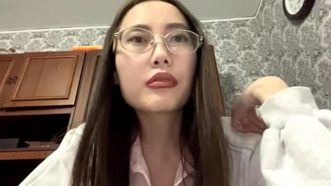 Luna online show from May 2026 04:26:02 PM
