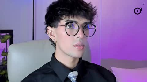   online show from November 2025 12:24:01 AM