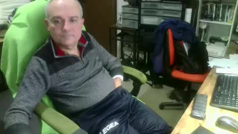 ernello online show from December 2025 10:59:02 PM