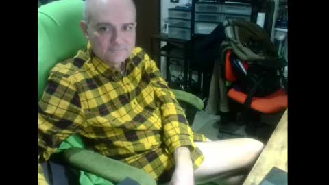 Snapshot of ernello chatting on January 2026 07:40:01 PM ernello online show from January 2026 07:40:01 PM