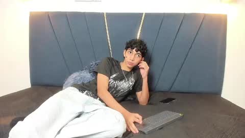 ero_boy40 online show from May 2026 04:28:01 AM