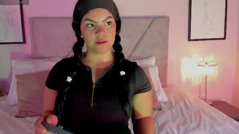 Snapshot of erolacooper chatting on July 2026 12:31:01 PM Erola Cooper online show from July 2026 12:31:01 PM