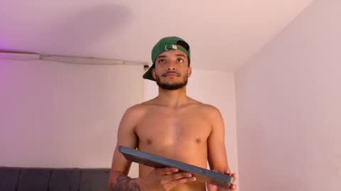 Eros online show from April 2026 12:33:01 AM