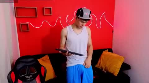 Snapshot of eros_steel chatting on June 2026 03:53:01 AM Eros online show from June 2026 03:53:01 AM
