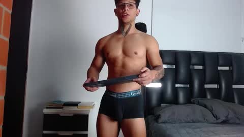 Eros online show from November 2025 05:52:01 PM