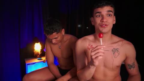 Snapshot of eroswild_ chatting on October 2025 04:35:02 AM Eros Wild online show from October 2025 04:35:02 AM