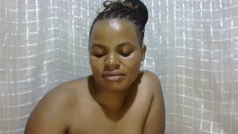 Snapshot of erotic_ebony56 chatting on June 2026 02:43:02 AM erotic_ebony56 online show from June 2026 02:43:02 AM