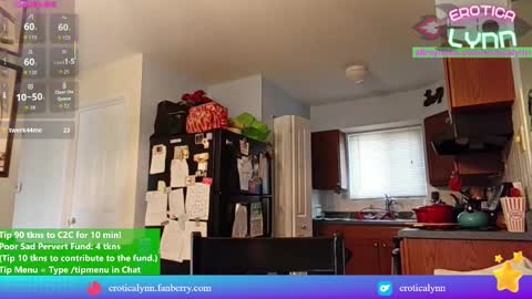 Lynn   online show from November 2025 08:24:02 PM