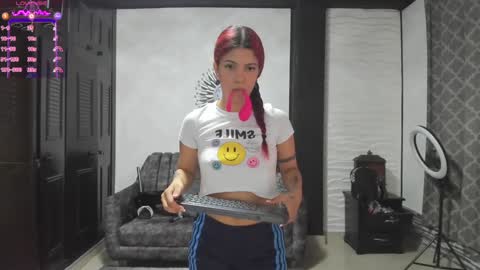 Valentine online show from December 2024 06:42:02 PM