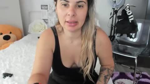 eroticsensualkitty4u online show from October 2025 08:44:01 AM