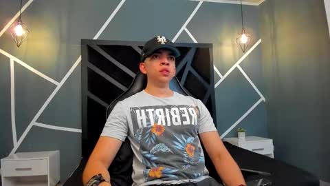 Eryon online show from December 2025 06:09:02 AM