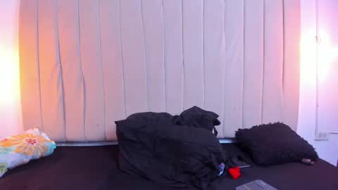 Scarlett online show from February 2026 04:08:02 AM