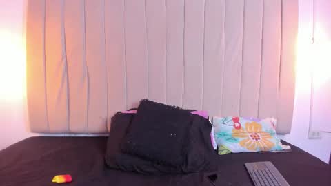 Scarlett online show from February 2026 03:51:02 AM