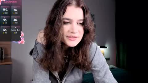 EshleGreen online show from November 2025 03:14:02 PM